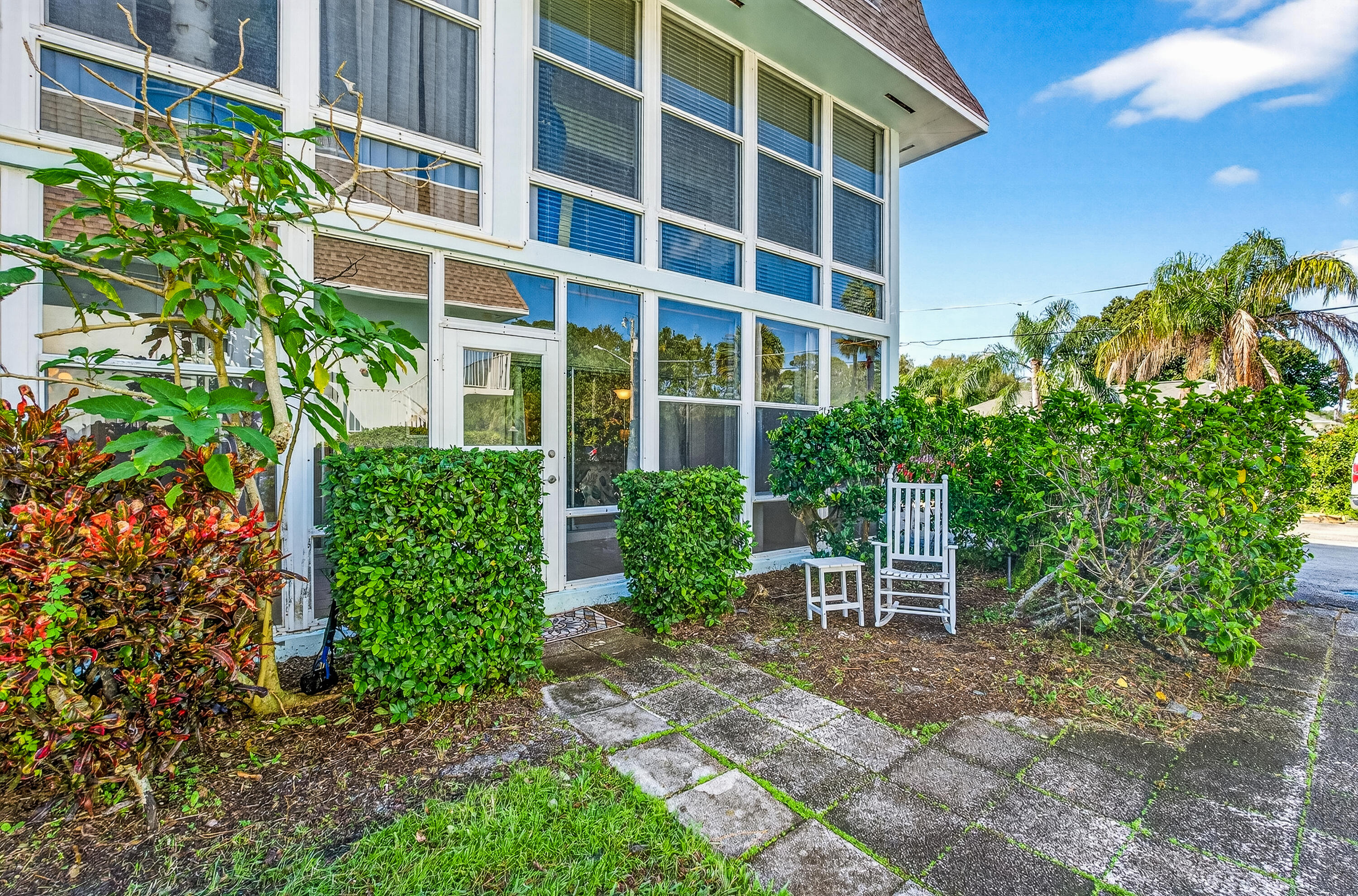 1901 Indian River Boulevard 105-e, Vero Beach, FL 32960, Vero Beach