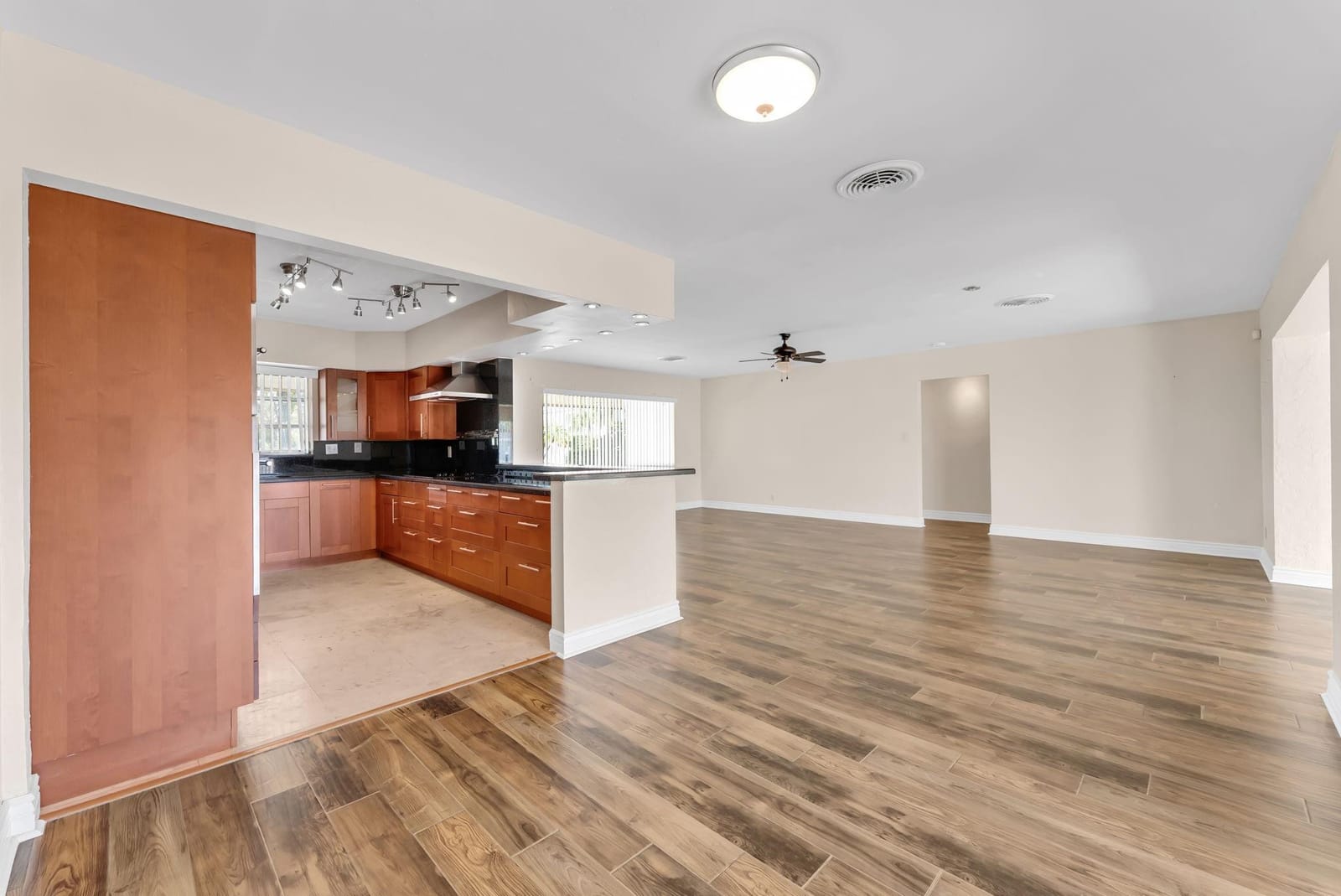 2940 NE 19th Street, Pompano Beach, FL 33062 photo 3