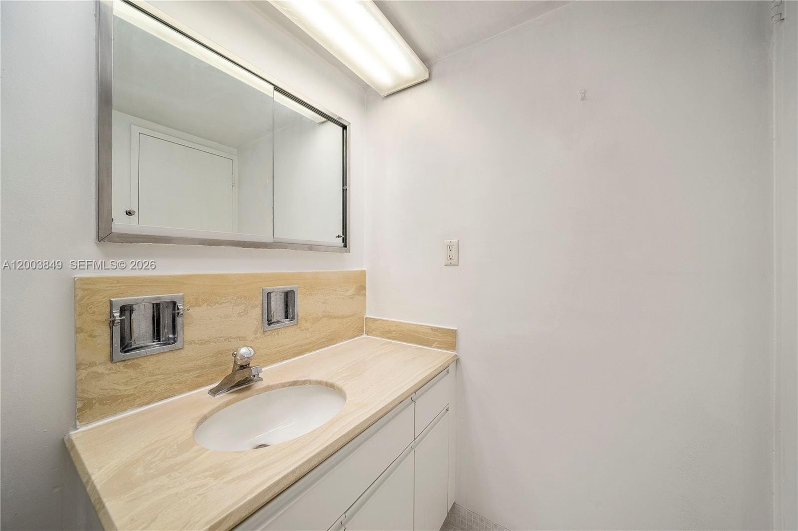 5700 Collins Avenue 8A, Miami Beach, FL 33140 photo 21