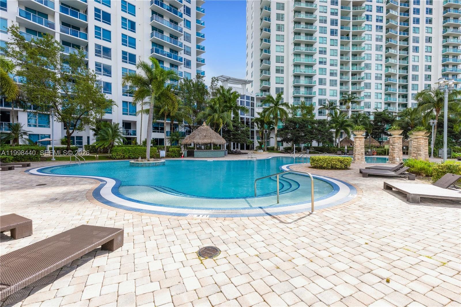2641 N Flamingo Road 1005N, Sunrise, FL 33323 photo 2
