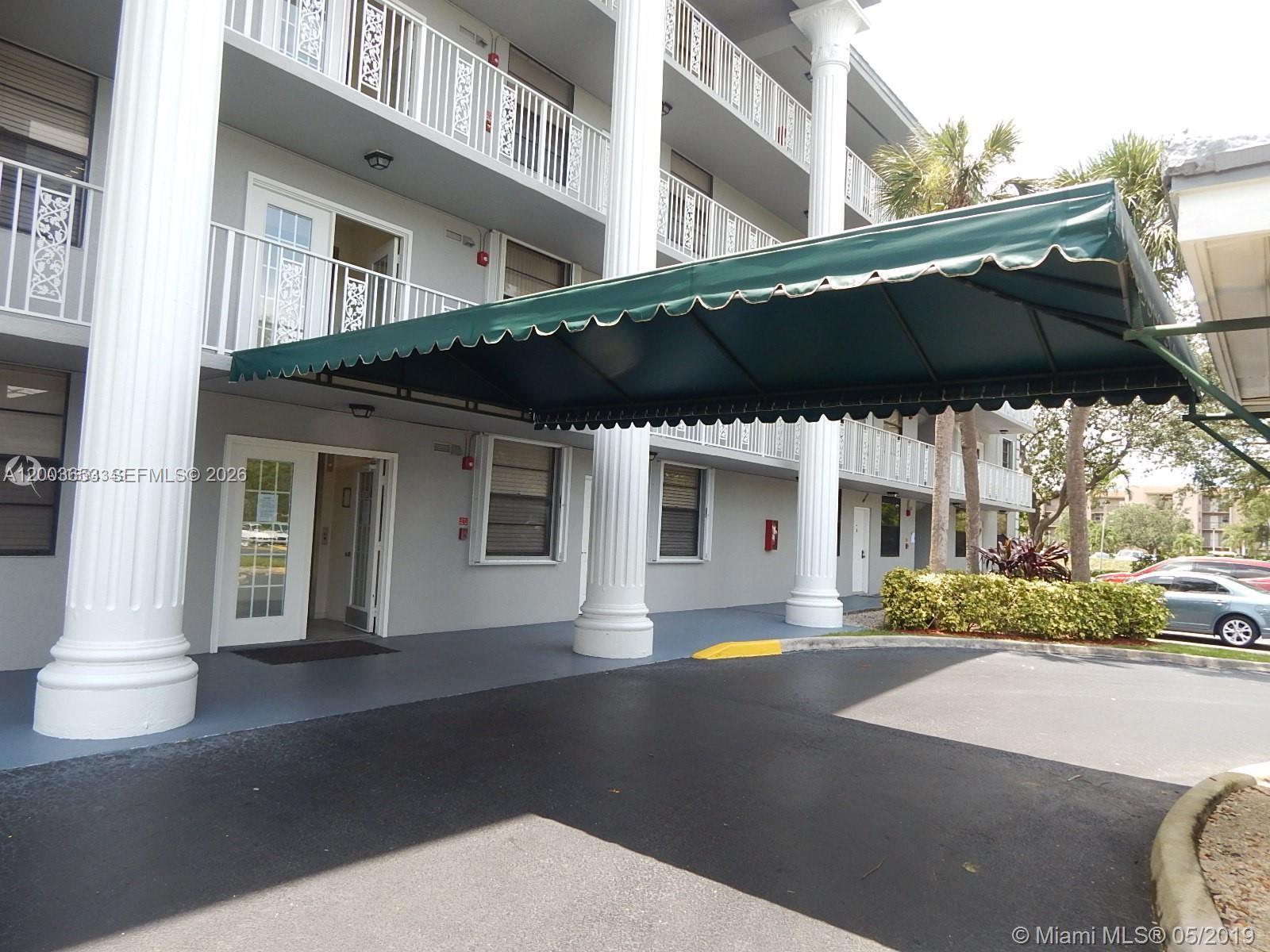 1701 Whitehall Drive 403, Davie, FL 33324, Davie