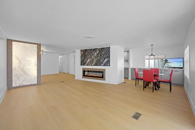 2721 SW 54th Street, Ravenswood Estates Marinas, Fort Lauderdale, FL