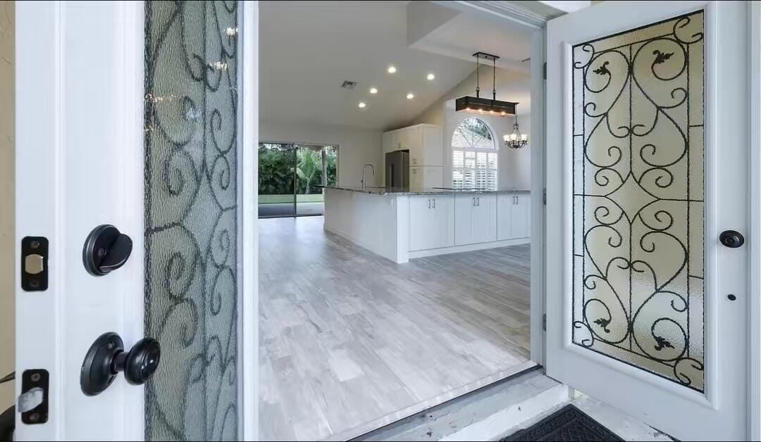 13383 Temple Boulevard — photo 2