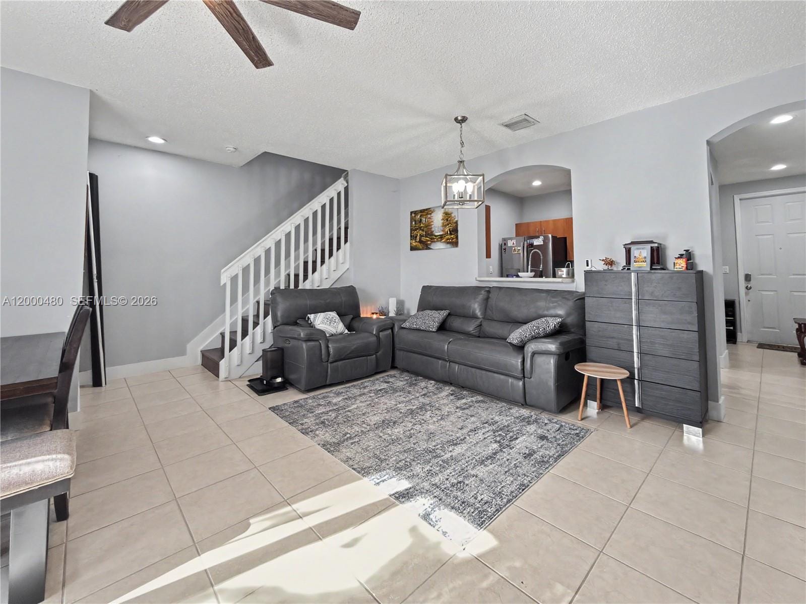 1033 NE 42nd Place — photo 3