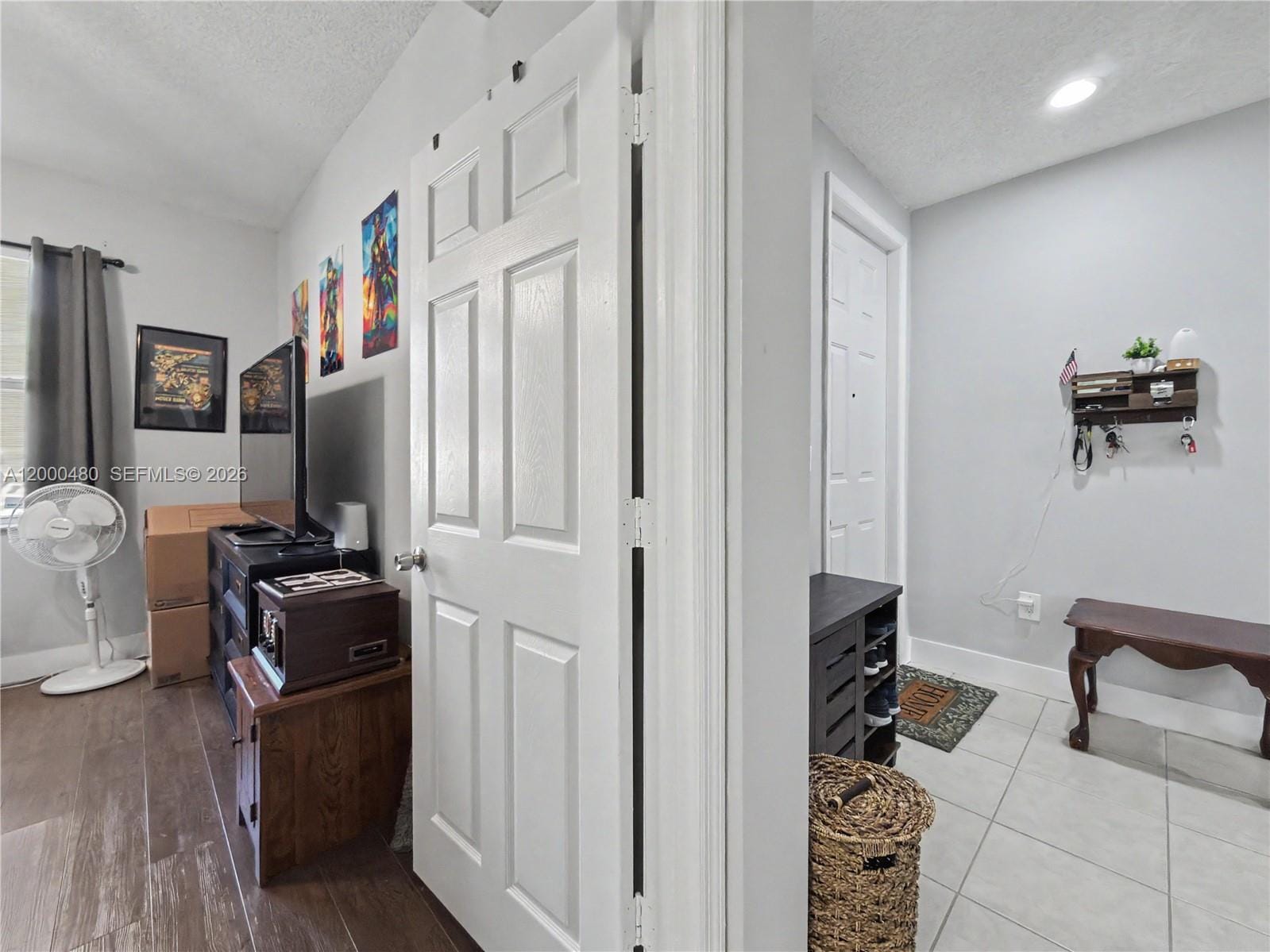 1033 NE 42nd Place — photo 9