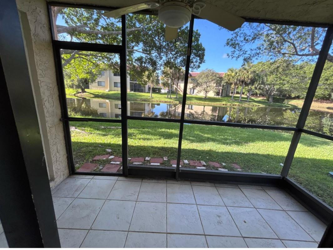 235 Lakeview Drive 104, Weston, FL 33326, Weston