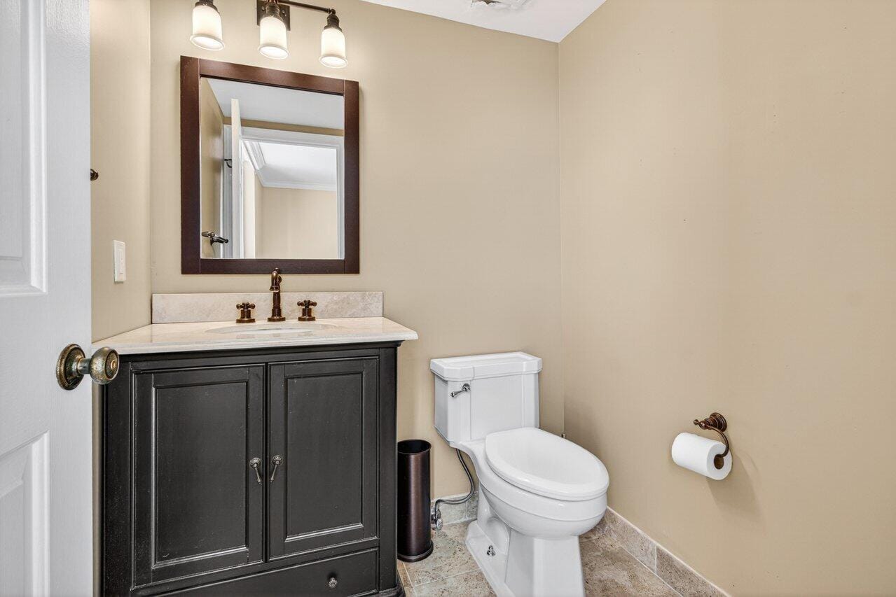 2000 S Ocean Boulevard 403, Delray Beach, FL 33483 photo 11