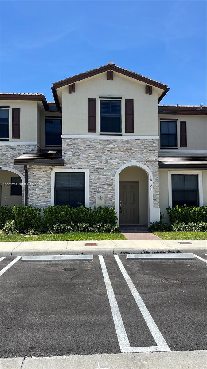 10124 SW 228th Terrace, Miami, FL 33190, Miami