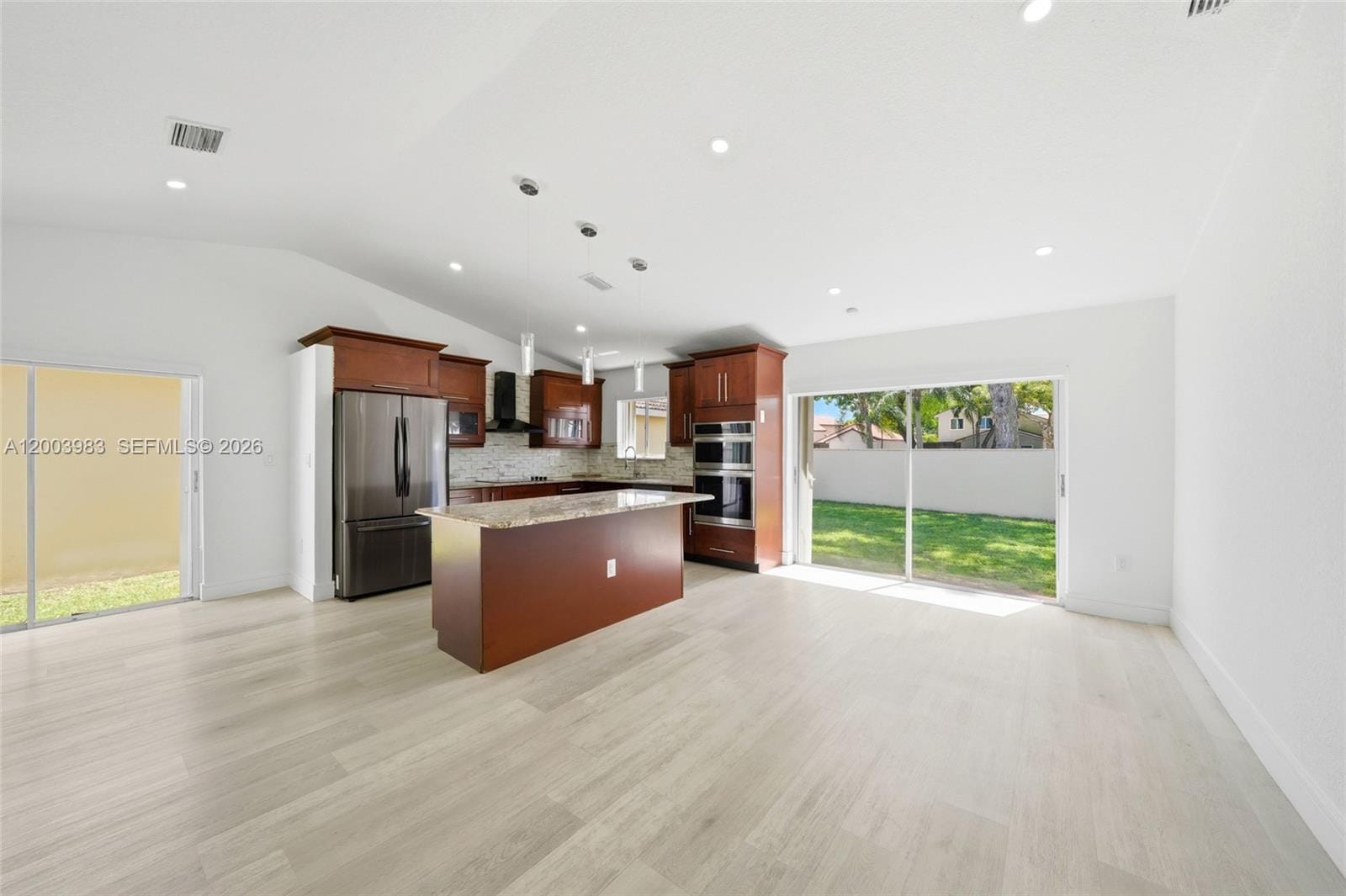 6136 NW 181st Terr Circle W, Hialeah, FL 33015 photo 9