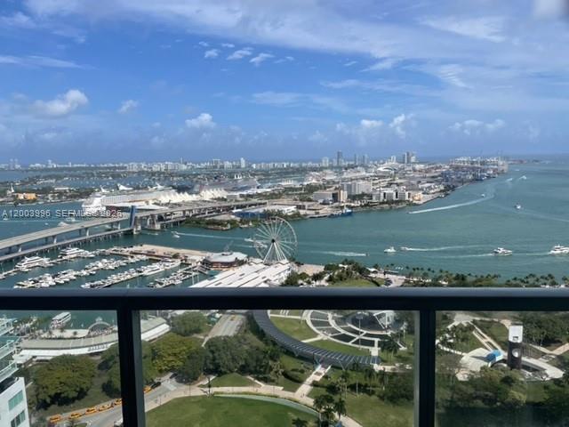 253 2nd Street 3807, Miami, FL 33132, Miami