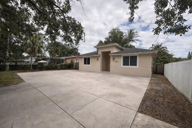 3166 NW 170th Street, Miami Gardens, FL 33056