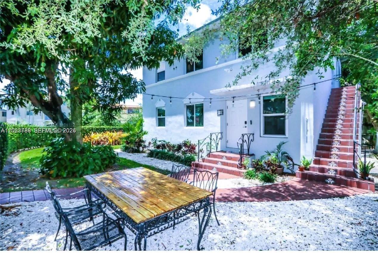 685 SW 19th Road UNIT A, Miami, FL 33129, Miami