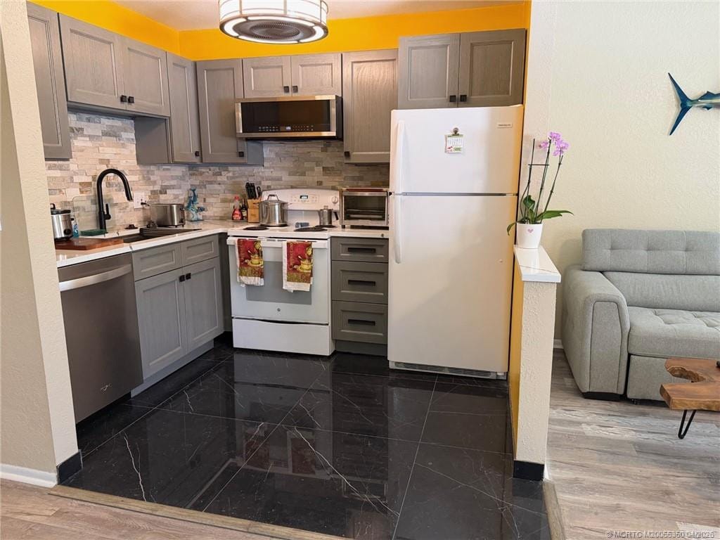 1225 NW 21st Street 3211, Stuart, FL 34994 photo 7