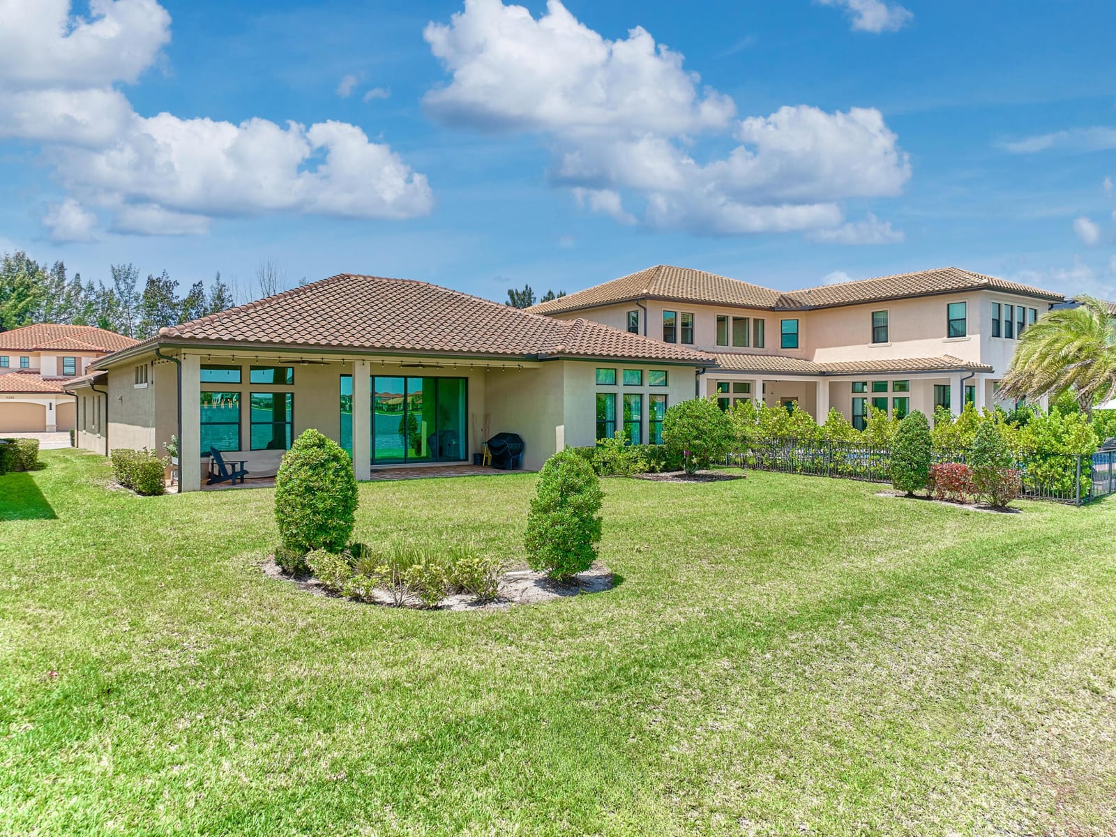 9210 W Parkland Bay Trail, Parkland, FL 33076 photo 16