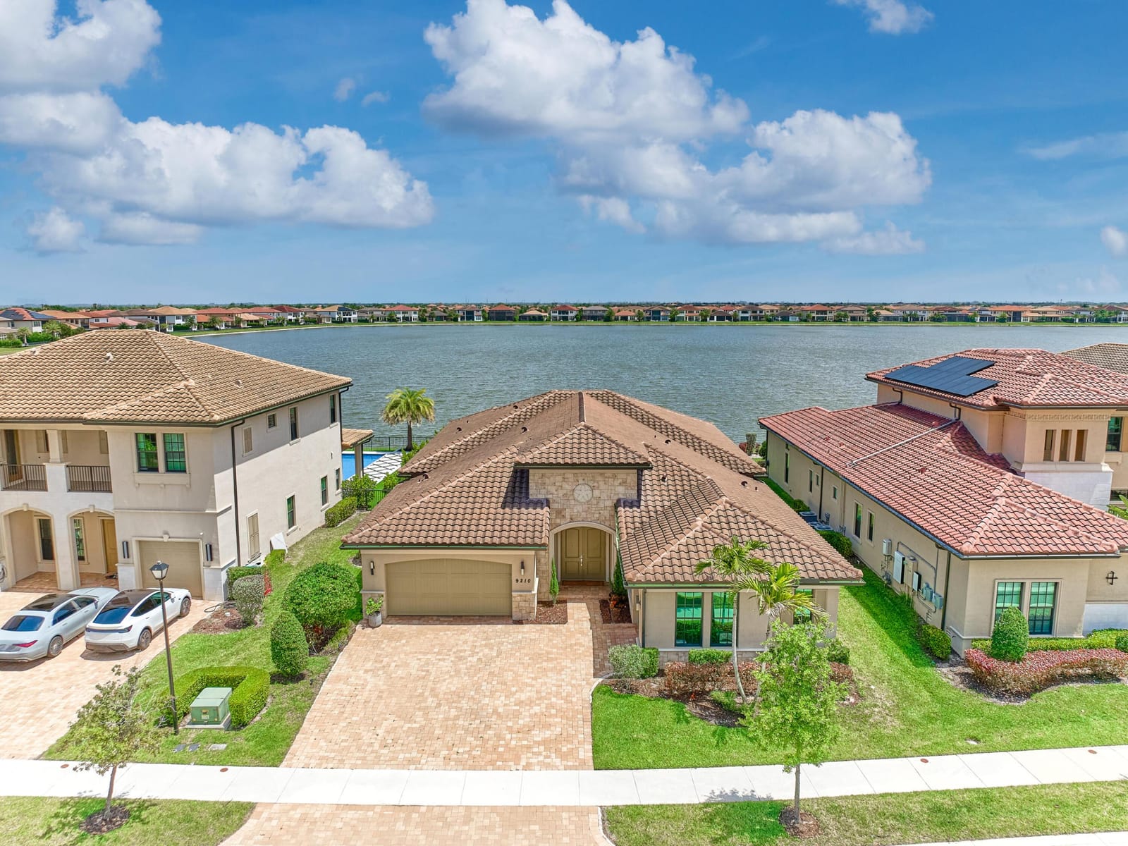 9210 W Parkland Bay Trail, Parkland, FL 33076 photo 17