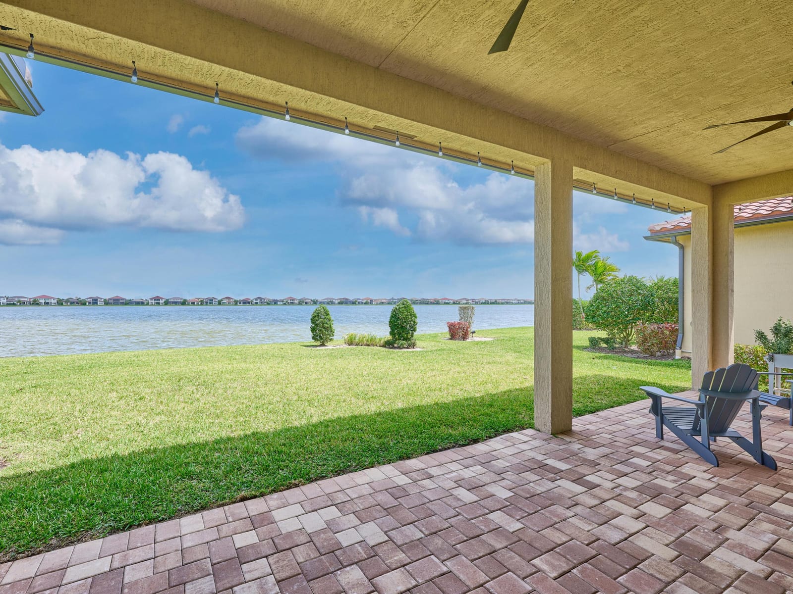 9210 W Parkland Bay Trail, Parkland, FL 33076 photo 5