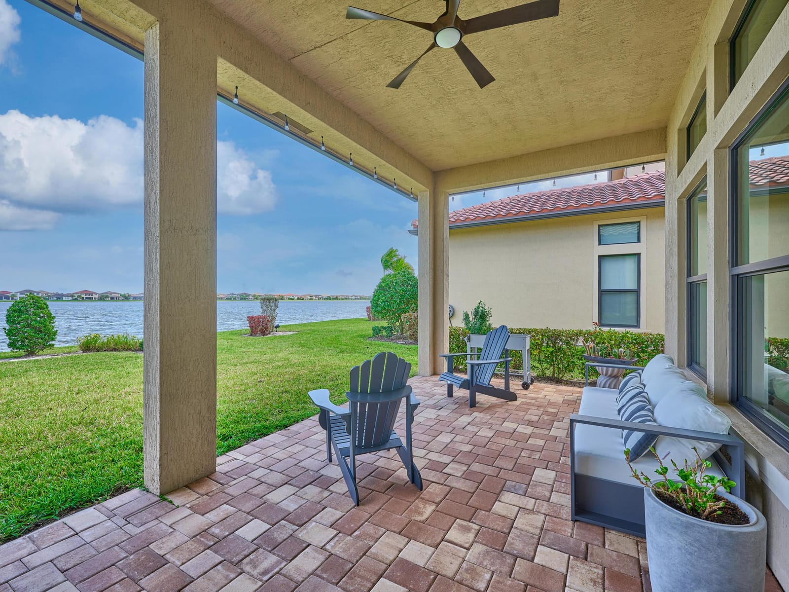 9210 W Parkland Bay Trail, Parkland, FL 33076 photo 6