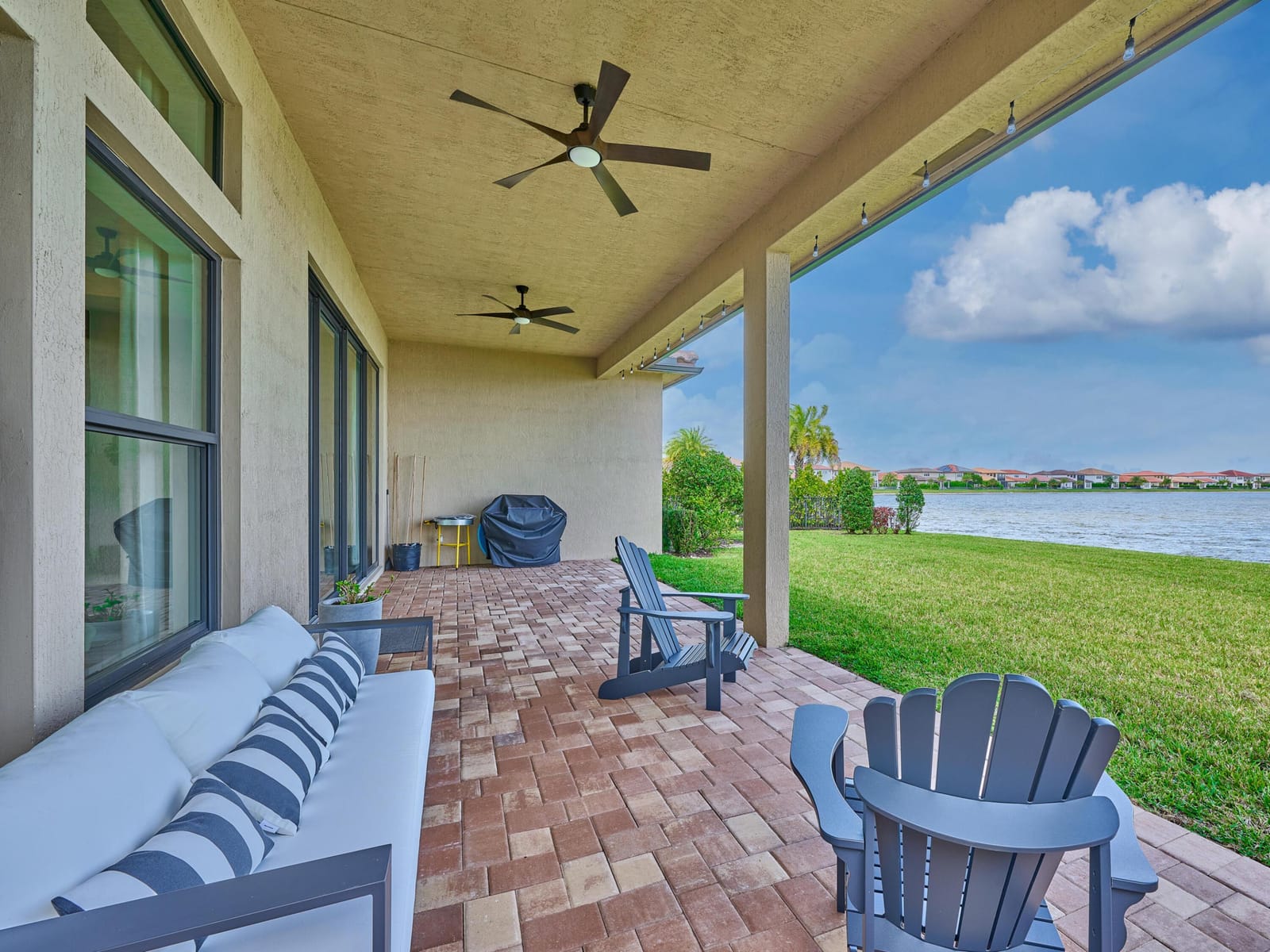 9210 W Parkland Bay Trail, Parkland, FL 33076 photo 7