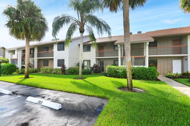 1600 NE Dixie Highway 10-203, Jensen Beach, FL 34957