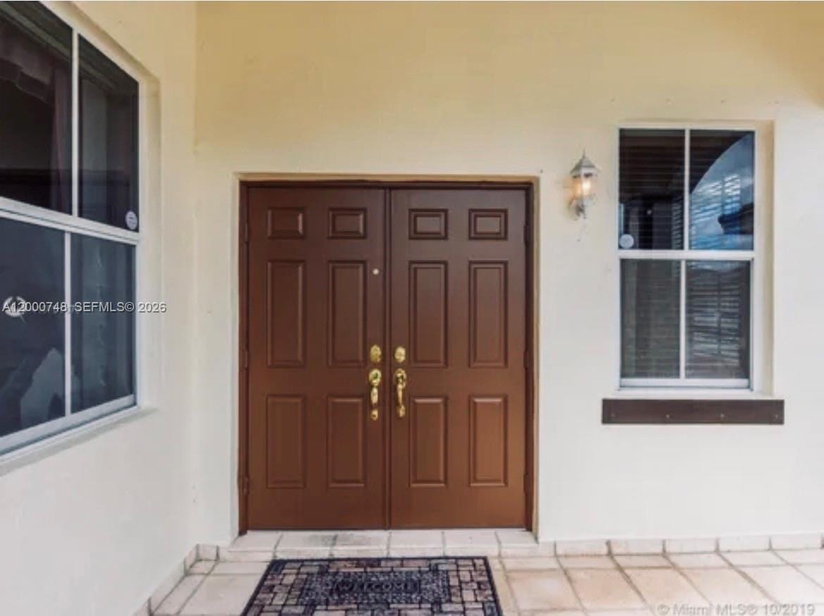 8135 NW 198th Terrace — photo 4