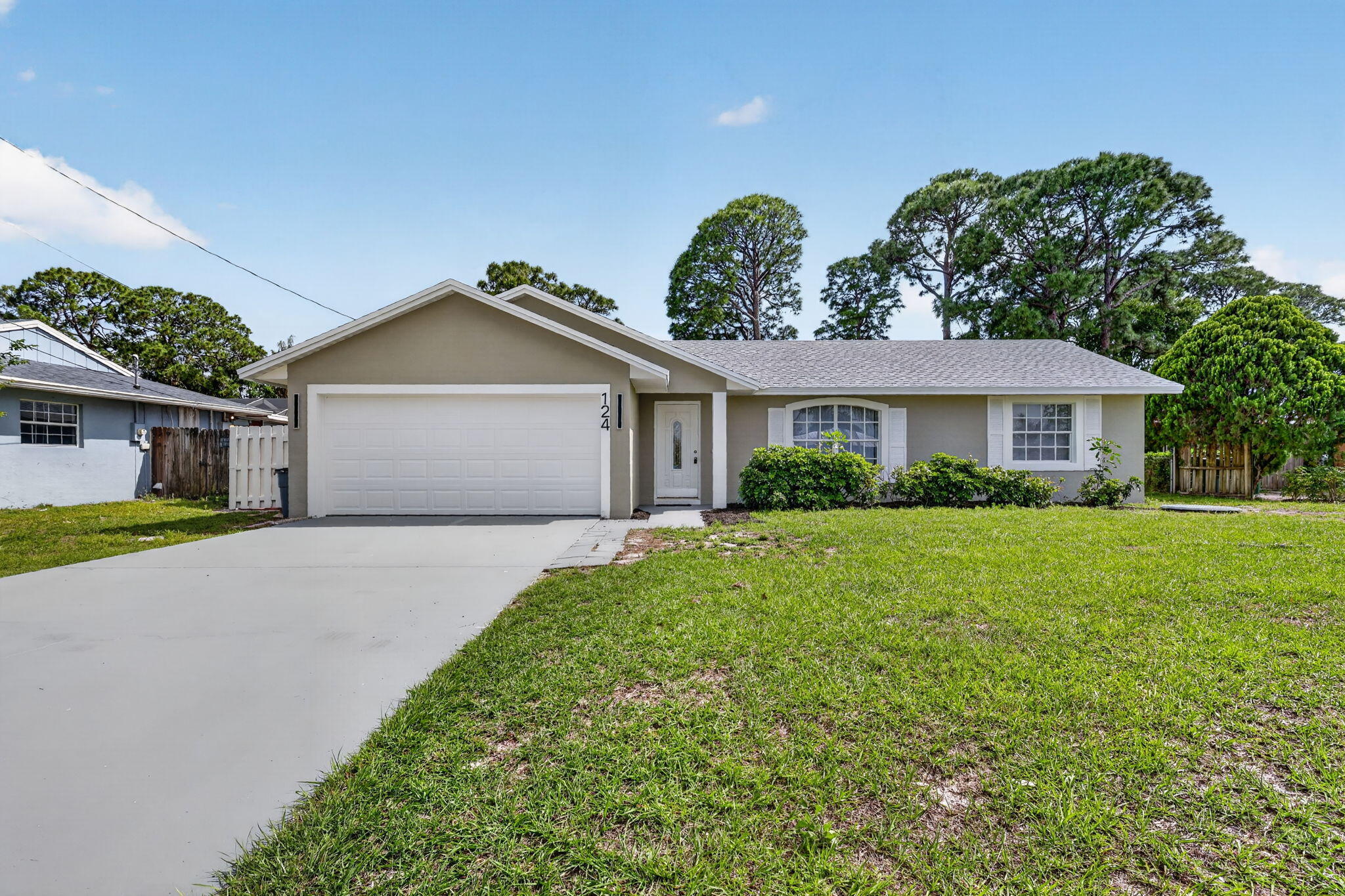124 SE Eyerly Avenue, Port St. Lucie, FL 34983, Port St Lucie