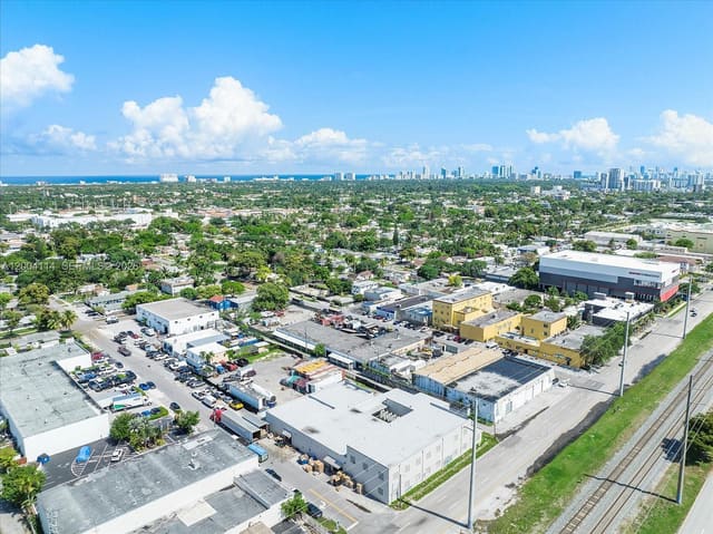 2040 Liberty Street, Hollywood, FL 33020