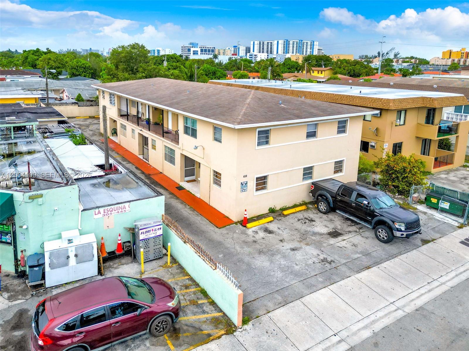 410 NW 47th Avenue, Miami, FL 33126, Miami