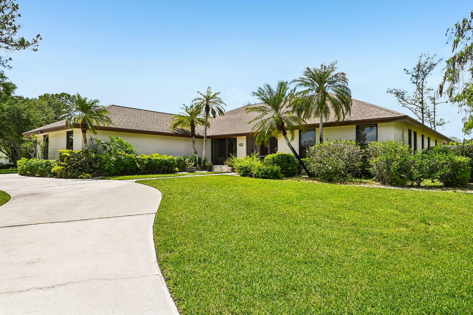15220 Cedar Bluff Place, Wellington, FL 33414 photo 2