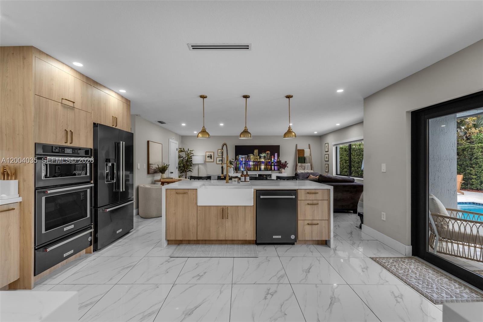 15465 SW 114 Street, Miami, FL 33196