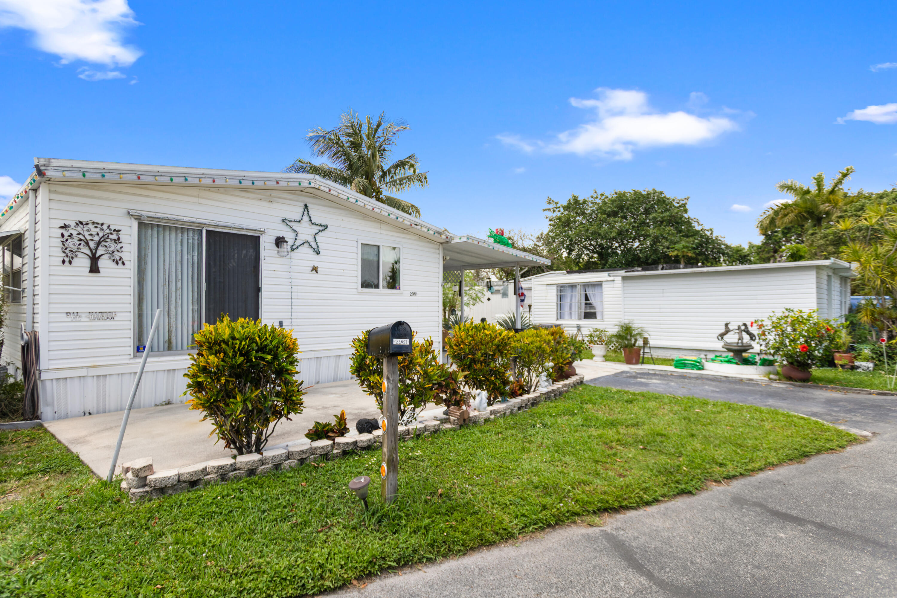 2961 SW 52nd Terrace, Davie, FL 33314, Davie