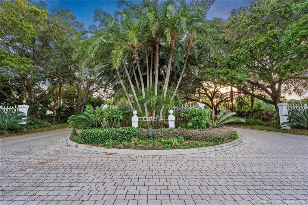 4 Castle Hill Way, Stuart, FL 34996 photo 3