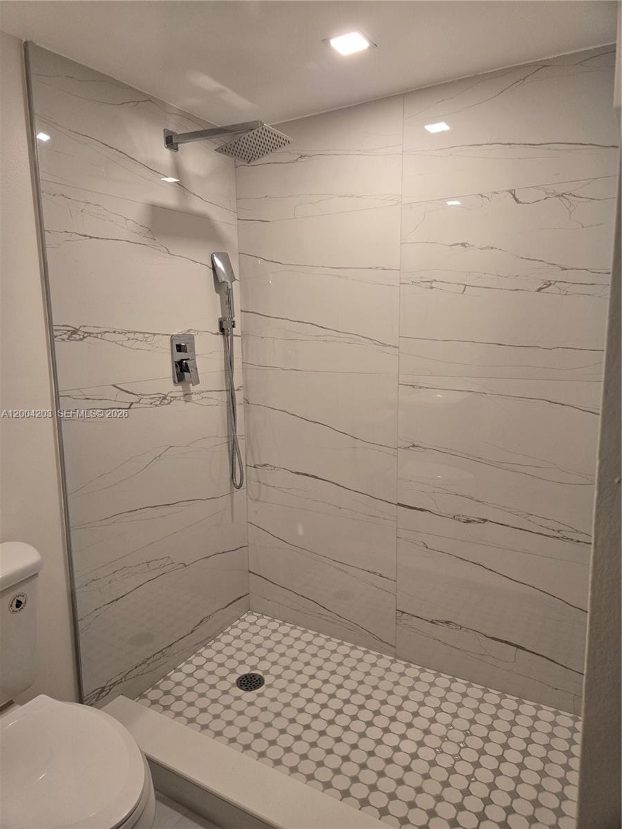 9610 S Belfort Circle 107 — photo 7