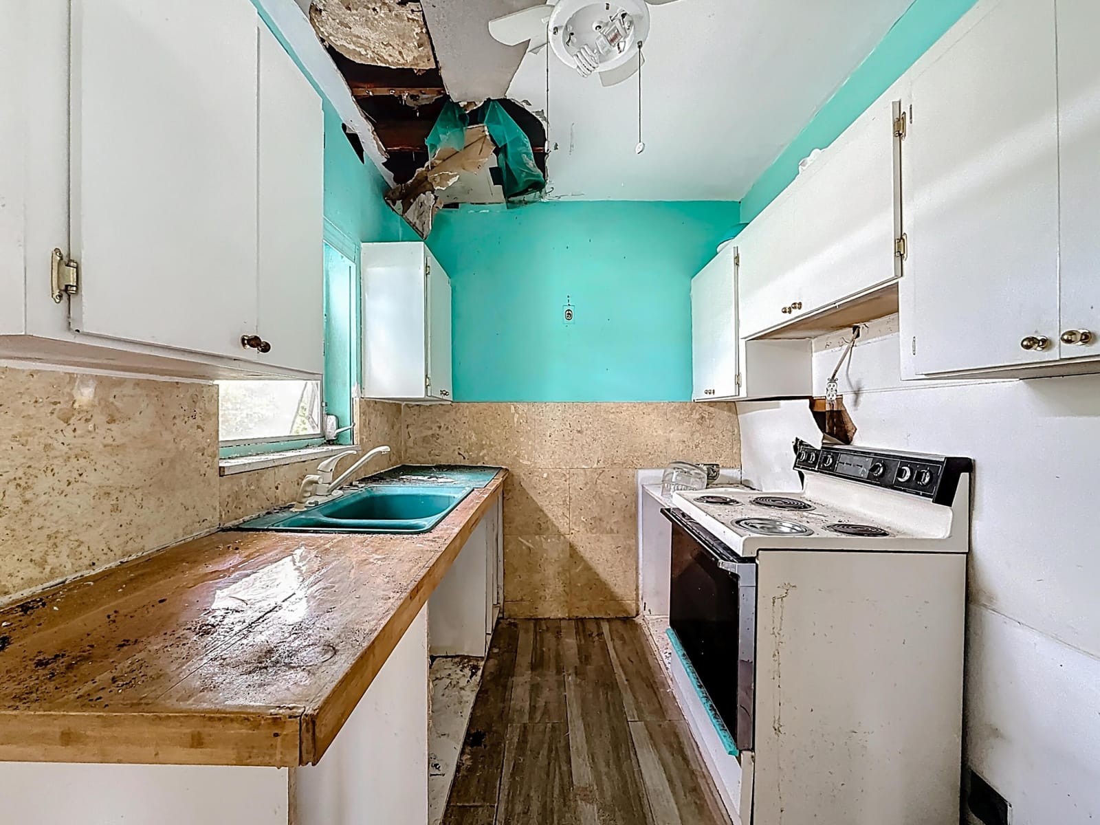 17590 NE 19th Avenue, North Miami Beach, FL 33162 photo 12
