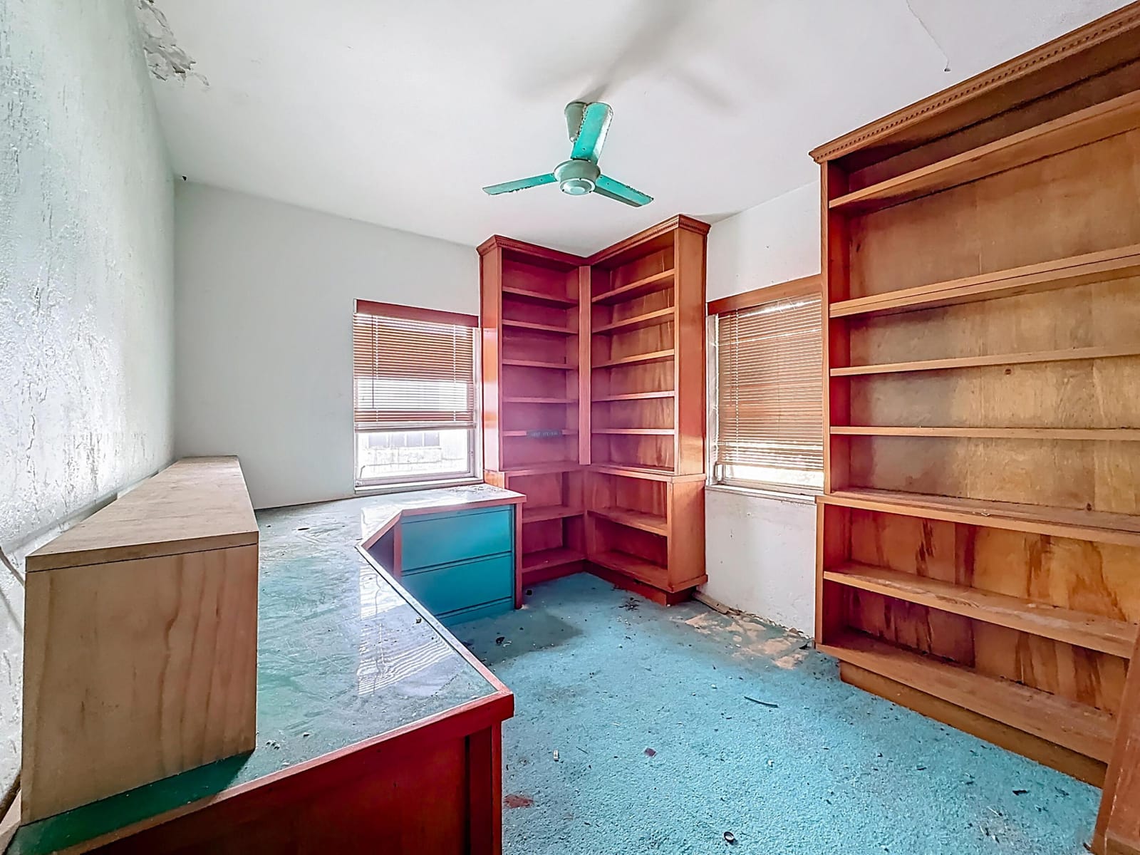 17590 NE 19th Avenue, North Miami Beach, FL 33162 photo 19