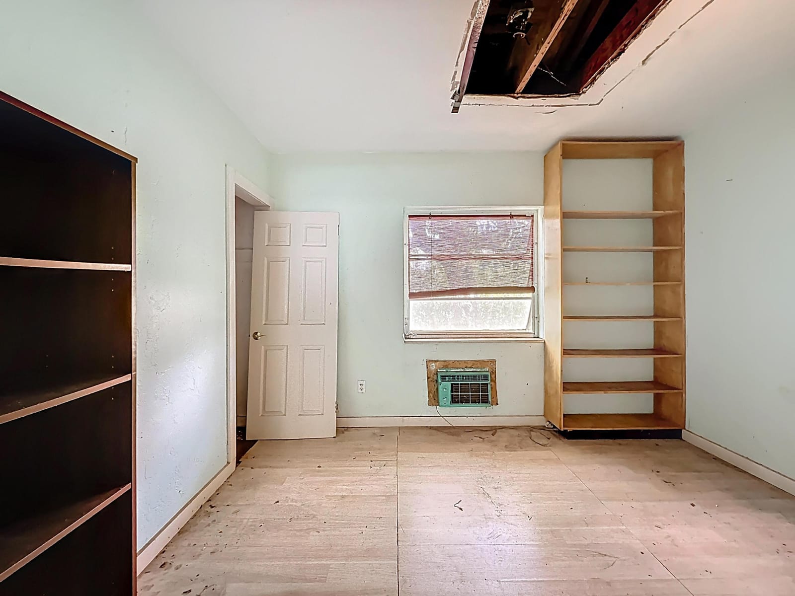 17590 NE 19th Avenue, North Miami Beach, FL 33162 photo 21