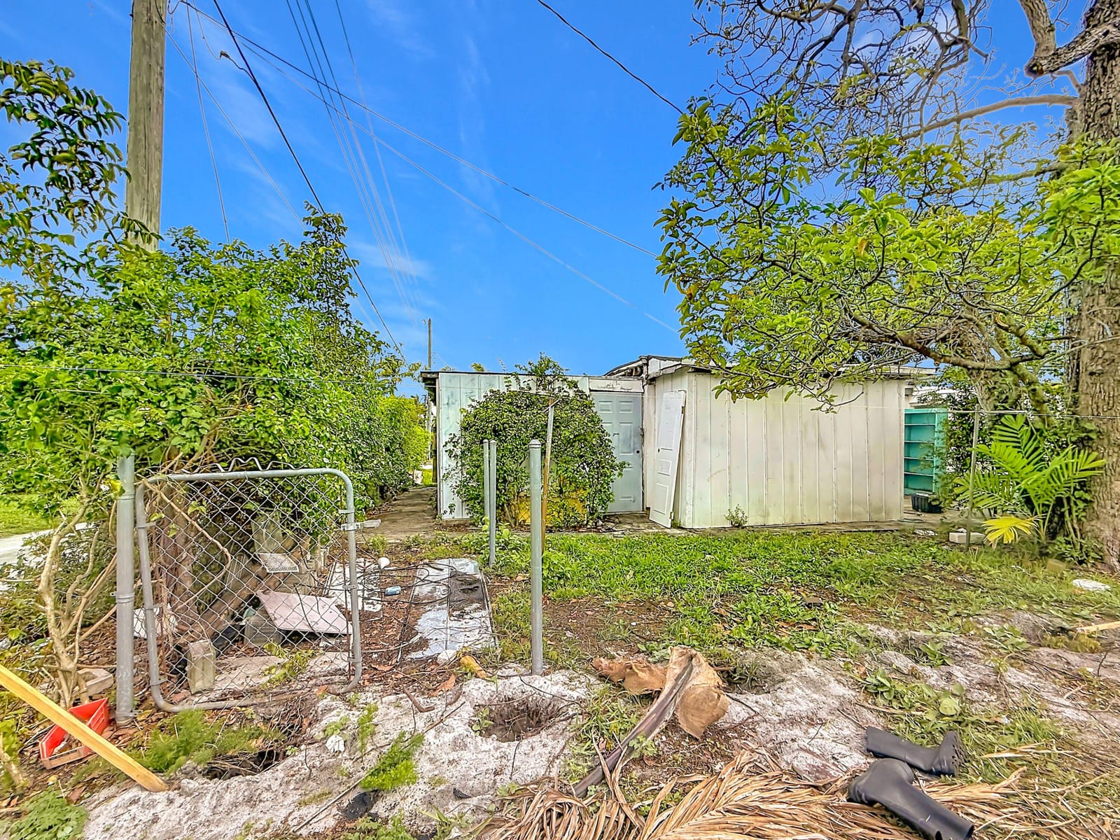 17590 NE 19th Avenue, North Miami Beach, FL 33162 photo 27