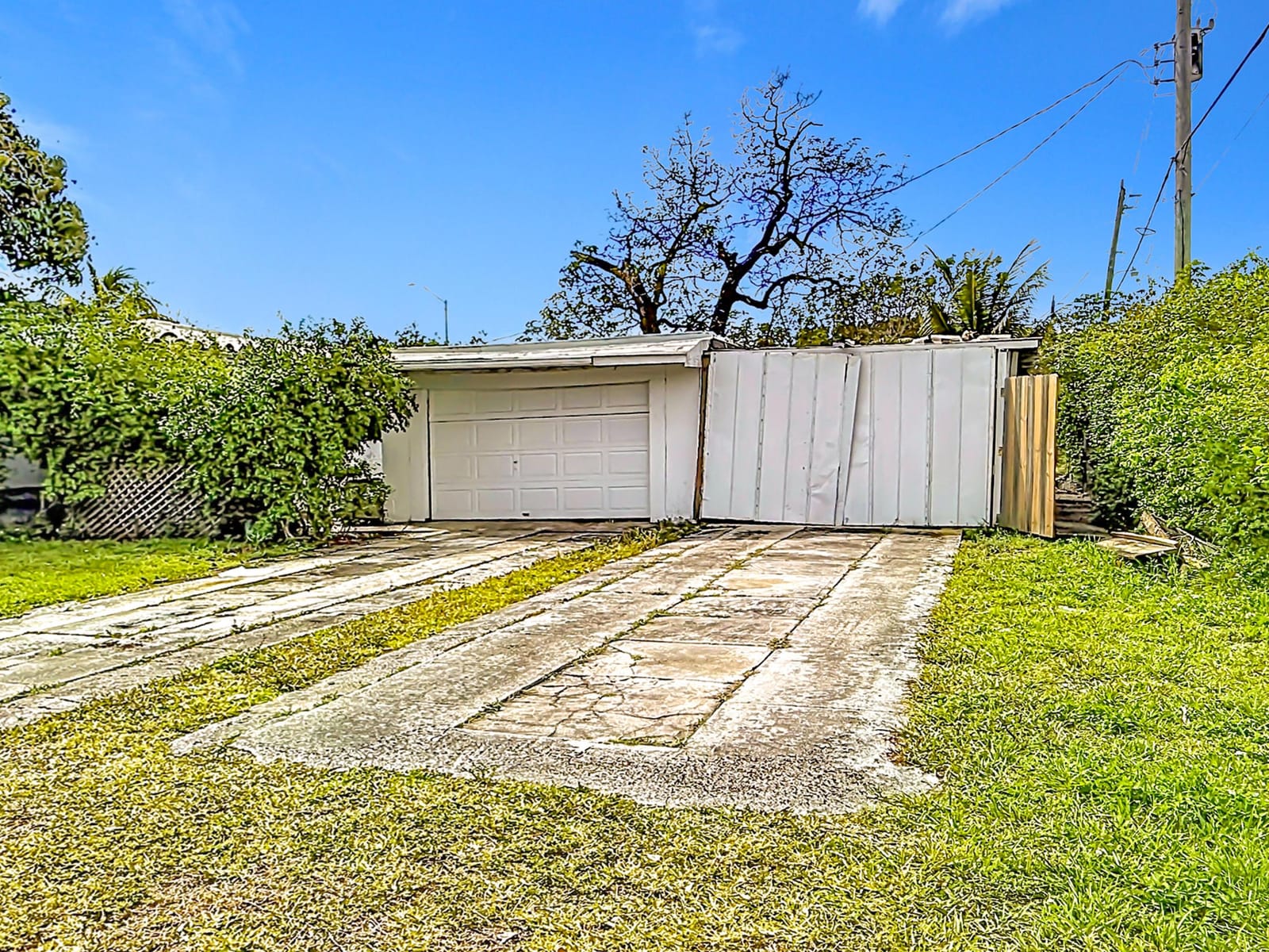 17590 NE 19th Avenue, North Miami Beach, FL 33162 photo 28