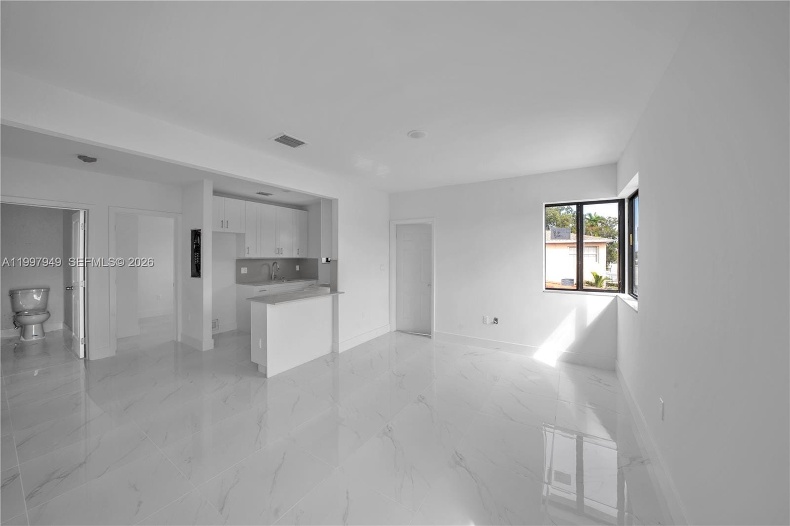 450 Beacom Boulevard — photo 6