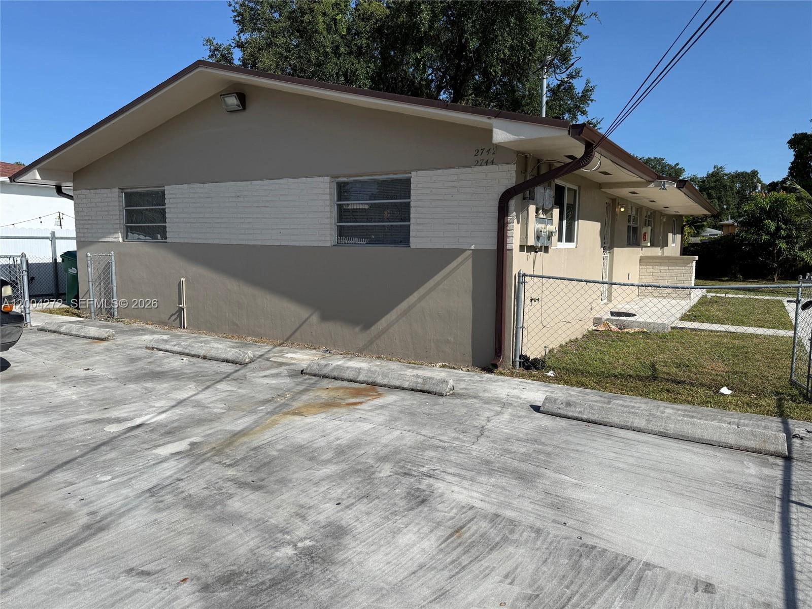 2742 NW 49th Street 2742, Miami, FL 33142, Miami