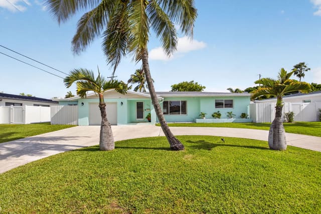 571 SE 14th Street, Pompano Beach, FL 33060