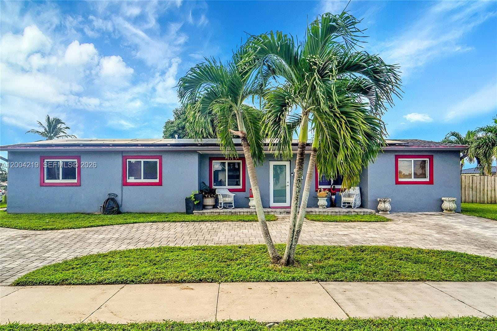 8370 NW 185th Street, Hialeah, FL 33015