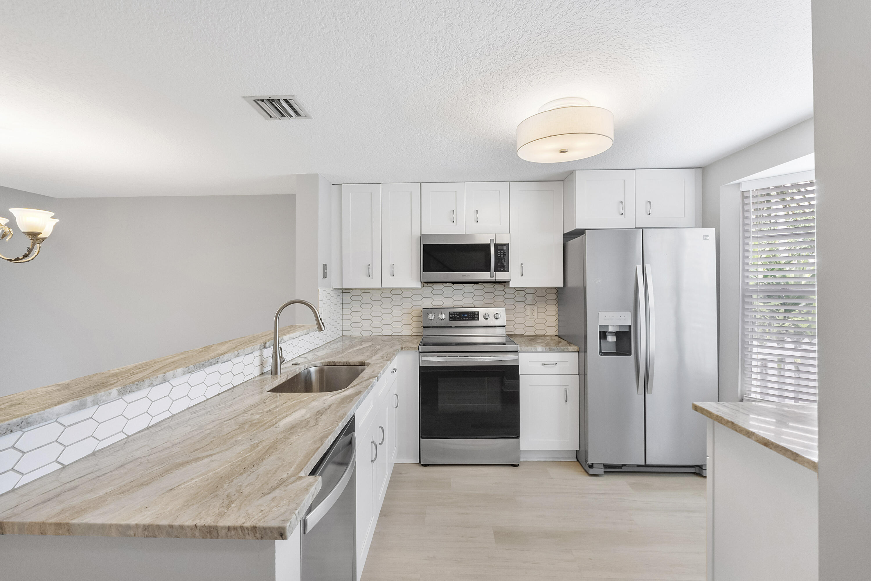 185 SW 3rd Street, Pompano Beach, FL 33060, Pompano Beach