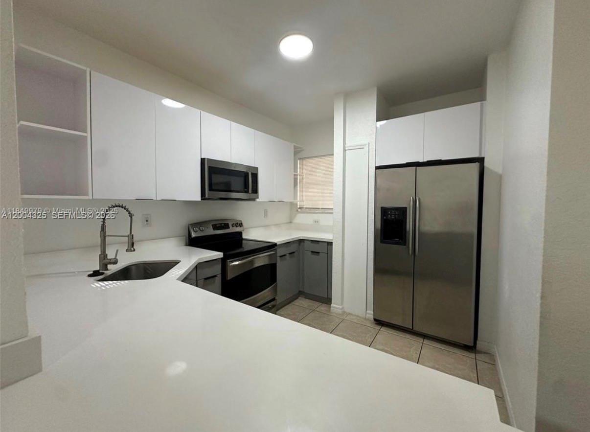 941 SW 6th Place — photo 4