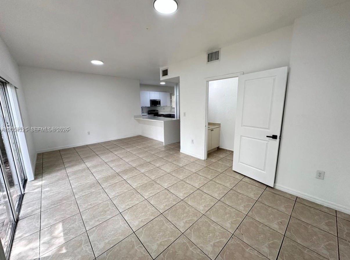 941 SW 6th Place — photo 9