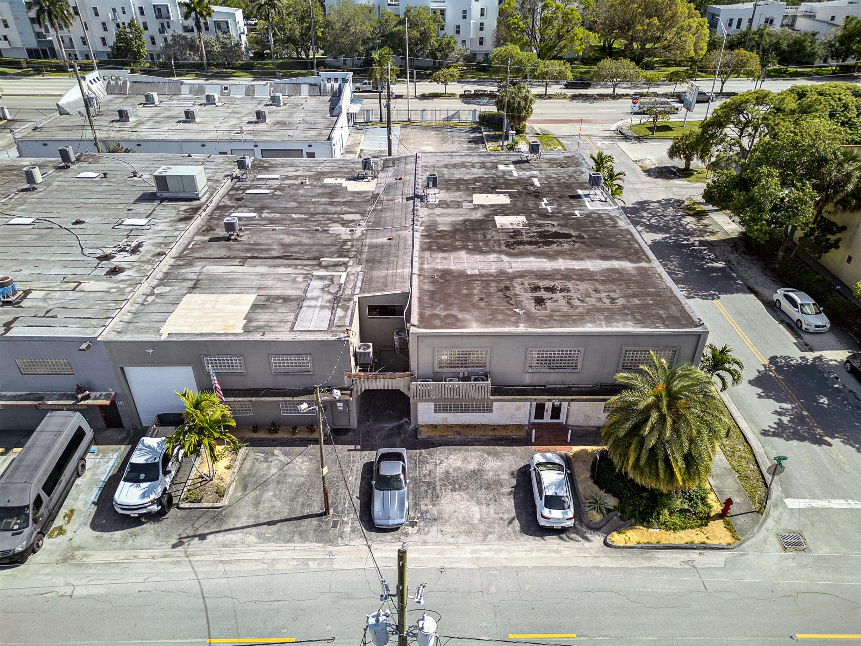 936 NW 1st Street — photo 3