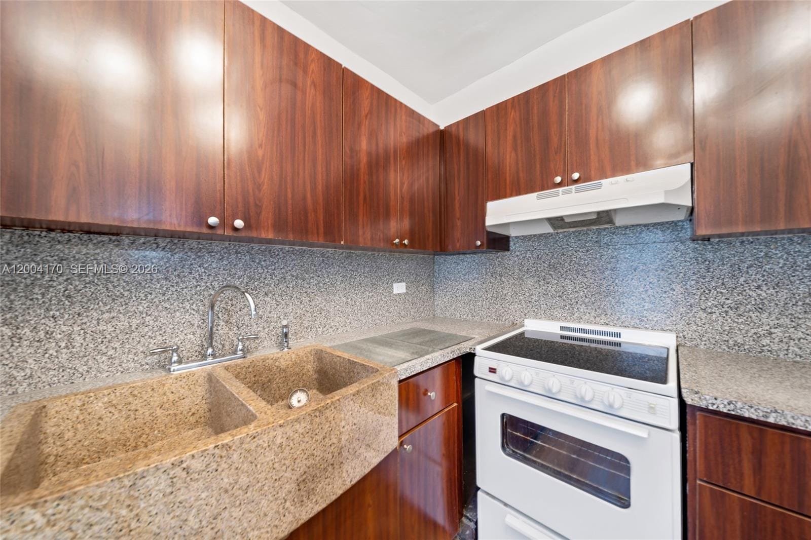1150 Euclid Avenue 110, Miami Beach, FL 33139 photo 3