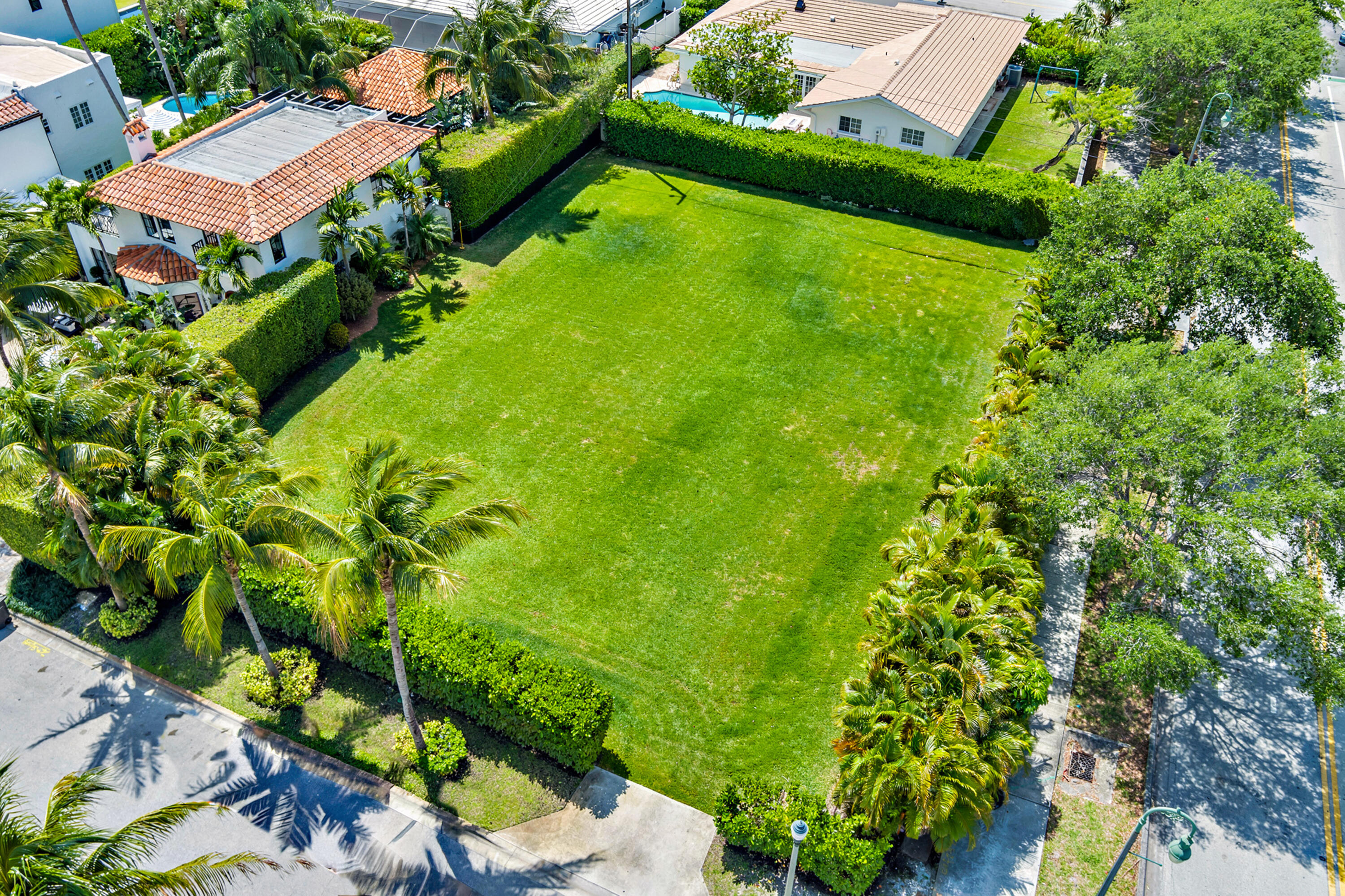 260 E Lakewood Road, West Palm Beach, FL 33405, West Palm Beach