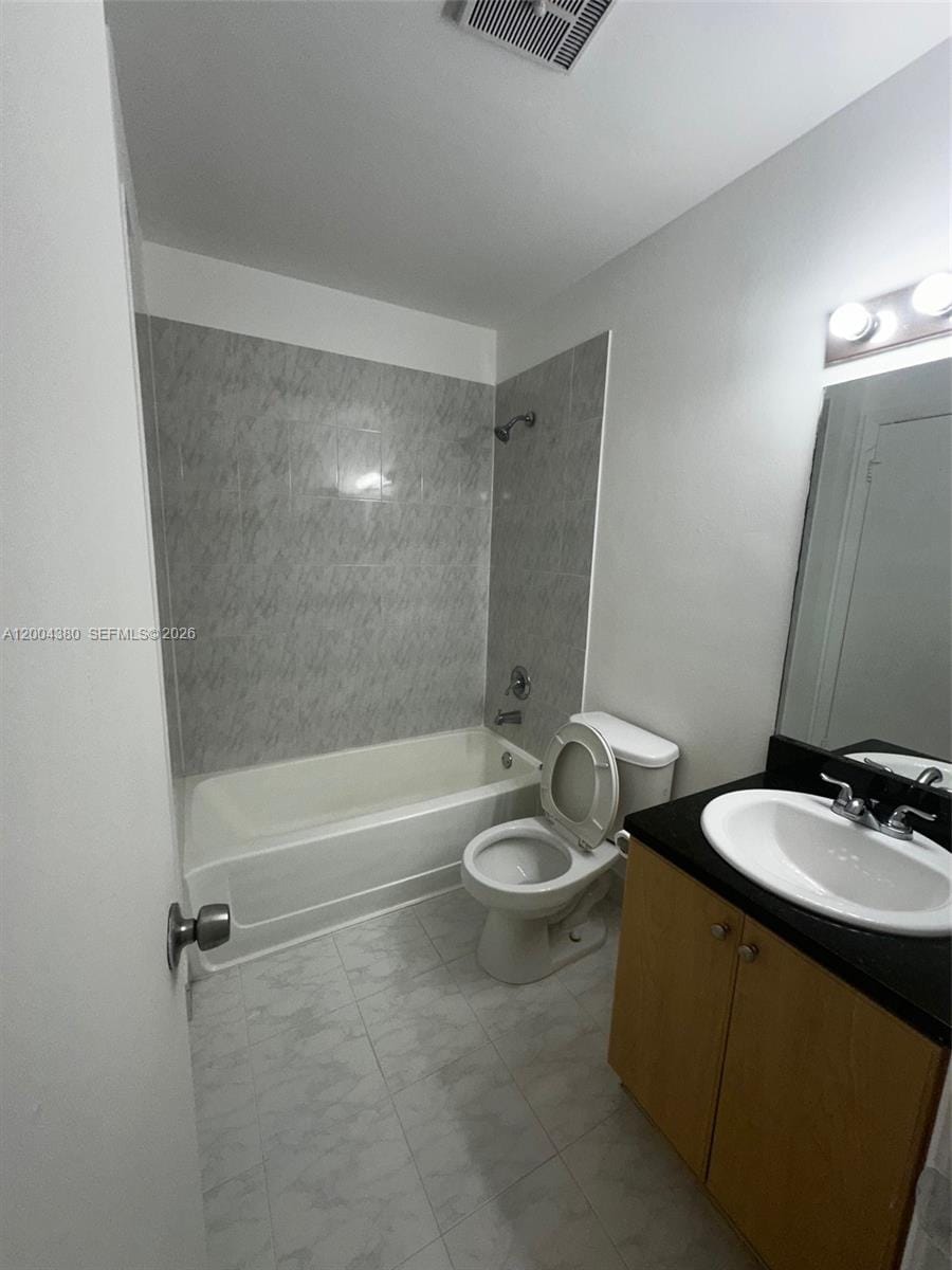 7220 NW 179th Street 201 — photo 5