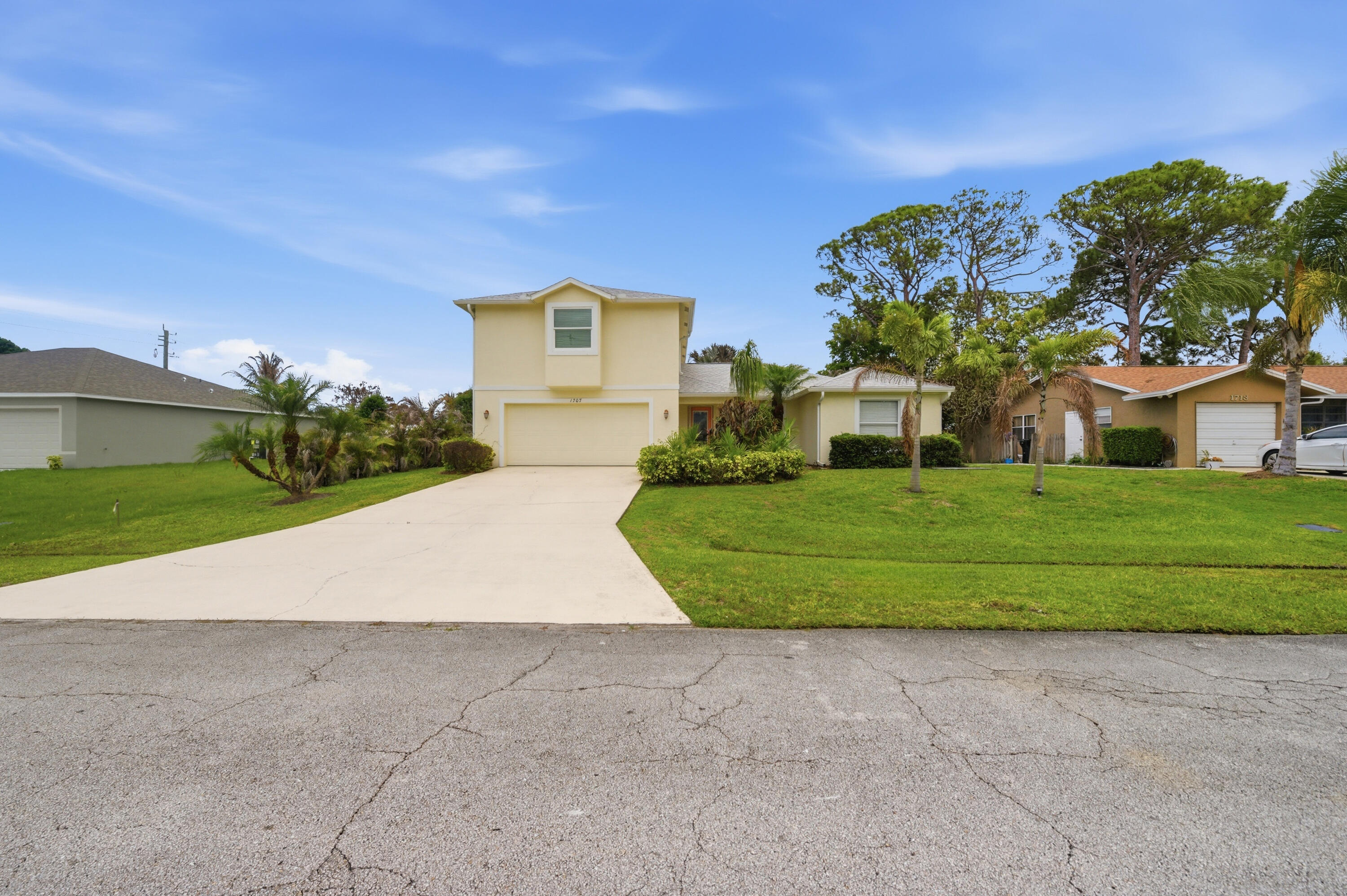 1707 SE Manth Lane, Port St. Lucie, FL 34983, Port St Lucie
