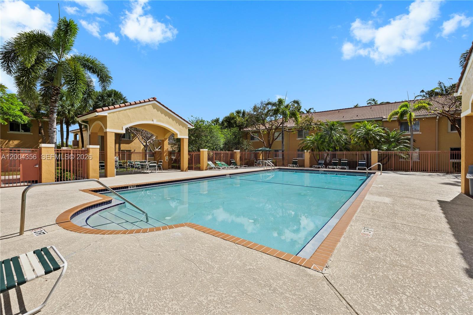 631 NW 79th Terrace 204, Pembroke Pines, FL 33024, Pembroke Pines